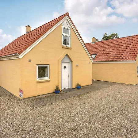 Stunning In W/ Sauna And 4 Bedrooms