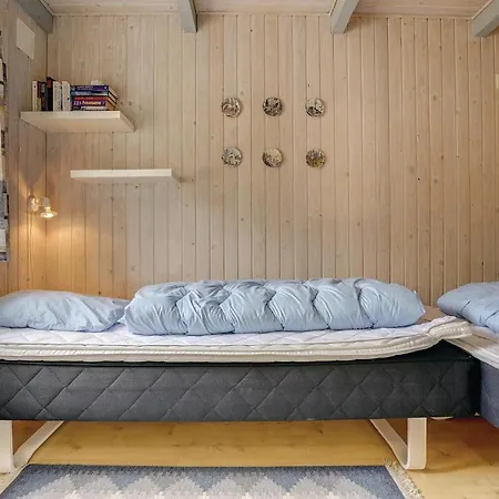 Stunning In W/ Sauna And 4 Bedrooms *