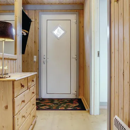 Stunning In W/ Sauna And 4 Bedrooms בית נופש בלבאנד