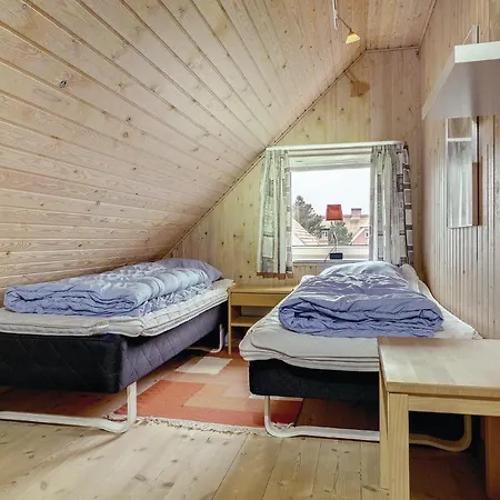 Stunning In W/ Sauna And 4 Bedrooms בית נופש *
